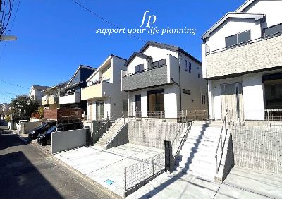 川崎市麻生区細山4丁目　新築一戸建　5190万円　2号棟