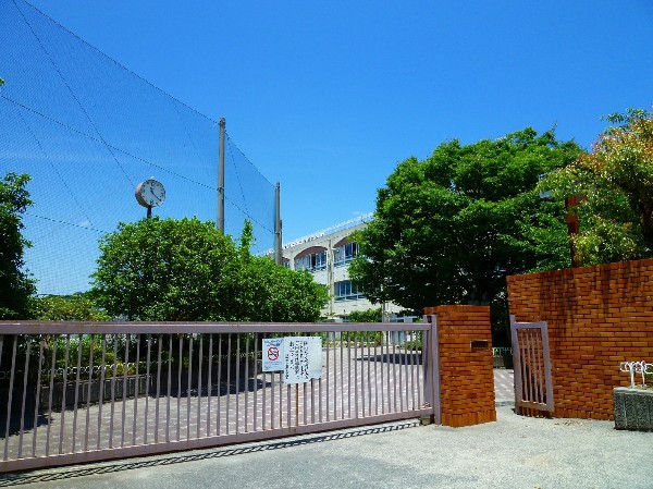 川崎市麻生区向原2丁目　中古一戸建　3380万円