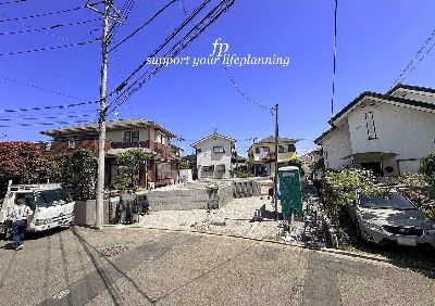 横浜市青葉区荏田西4丁目　新築一戸建　7280万円　1号棟