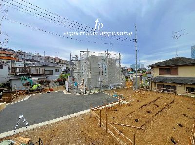 横浜市港北区篠原北1丁目　新築一戸建　7180万円　4号棟