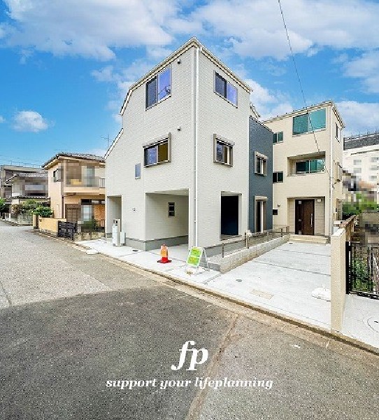 東村山市本町1丁目　新築一戸建て　4390万円　2号棟