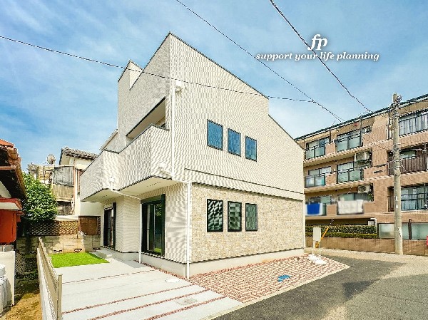 小平市鈴木町1丁目　新築一戸建て　4880万円