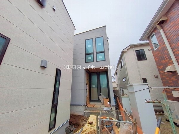 東村山市萩山町4丁目　新築一戸建て　4490万円　3号棟