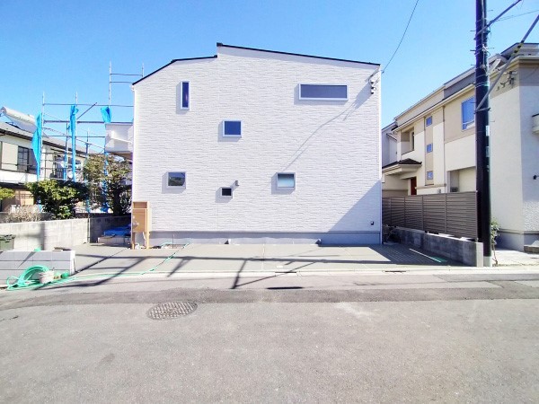 小平市花小金井5丁目　新築一戸建て　5990万円　1号棟